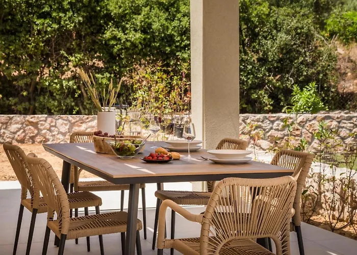 Aphrodite - Ionian Treasure * 佩萨达